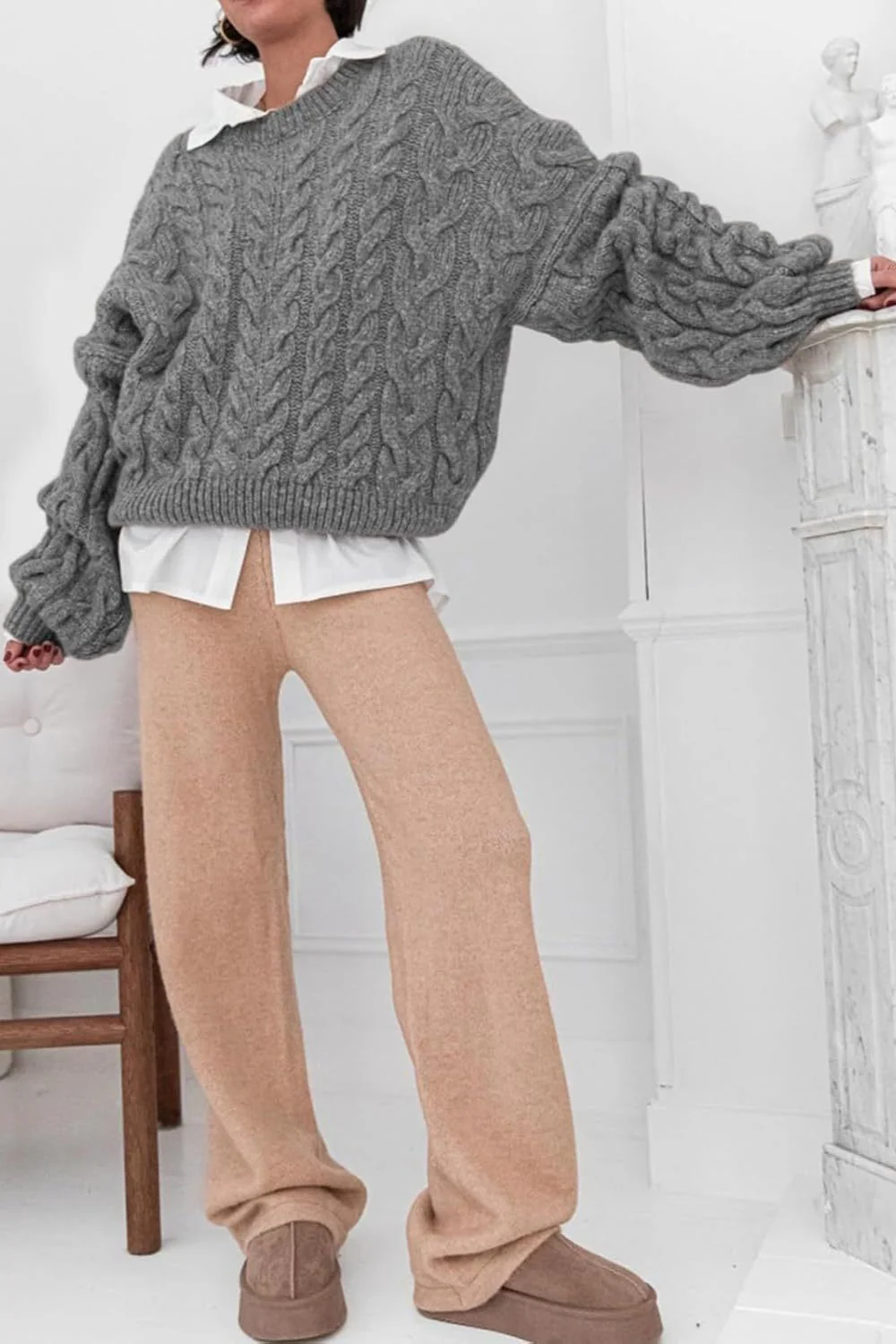Vintage Chunky Knit Cable Sweater - Image 10
